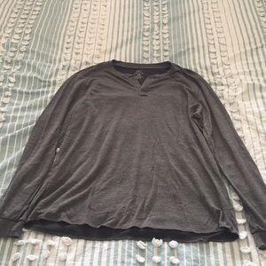 Large dark gray George t shirt